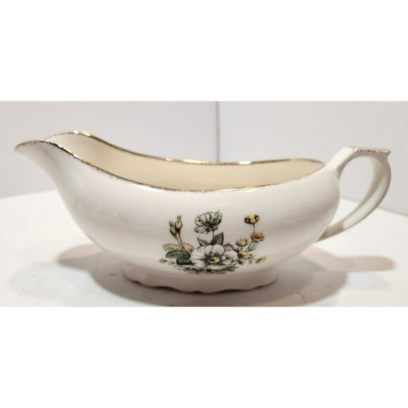 Vtg Royal Tudor Linda Pattern 22 KT Gold Trim Gravy Boat Floral Yellow and White - Picture 1 of 14